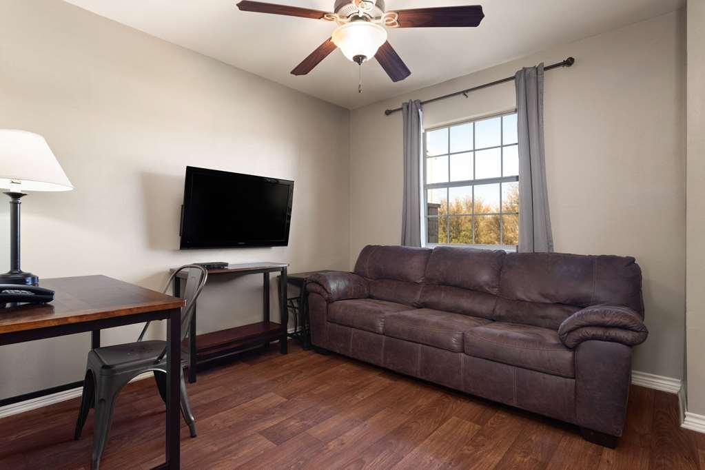Eagle'S Den Three Rivers Texas A Travelodge By Wyndham חדר תמונה
