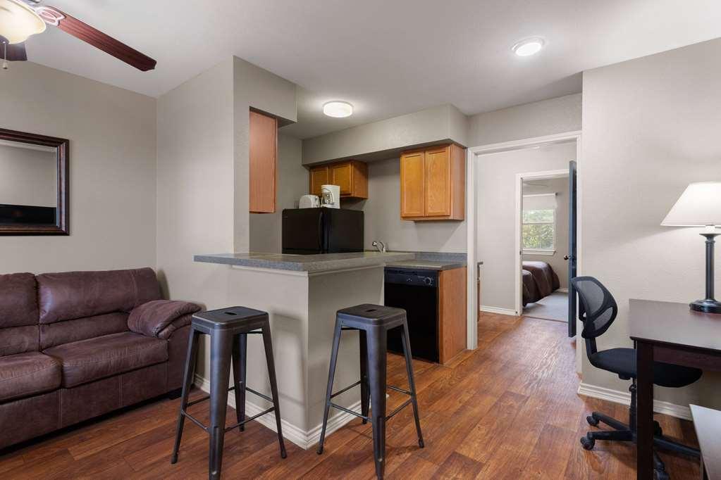 Eagle'S Den Three Rivers Texas A Travelodge By Wyndham חדר תמונה